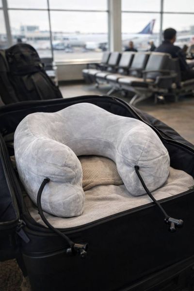 Pernă turistică ergonomicǎ, creată pentru susținere și confort 2510-476 SIO